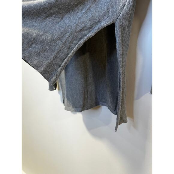 Rue21 Drop Shoulder Gray Knit High Low Sweater XS - Picture 4 of 6